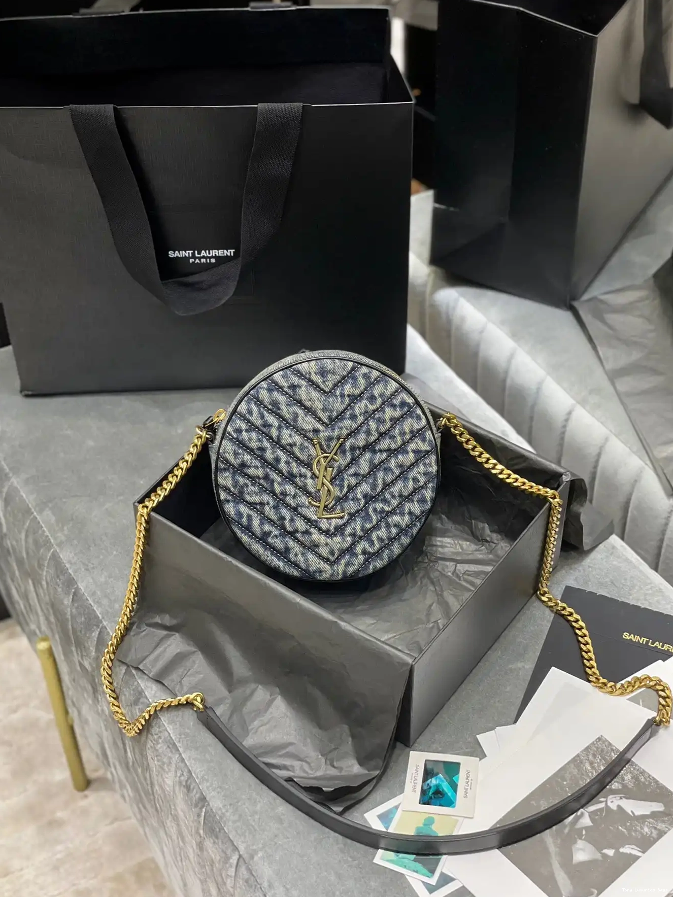 Tony Luxuries VINYLE ROUND CAMERA BAG YSL 0626